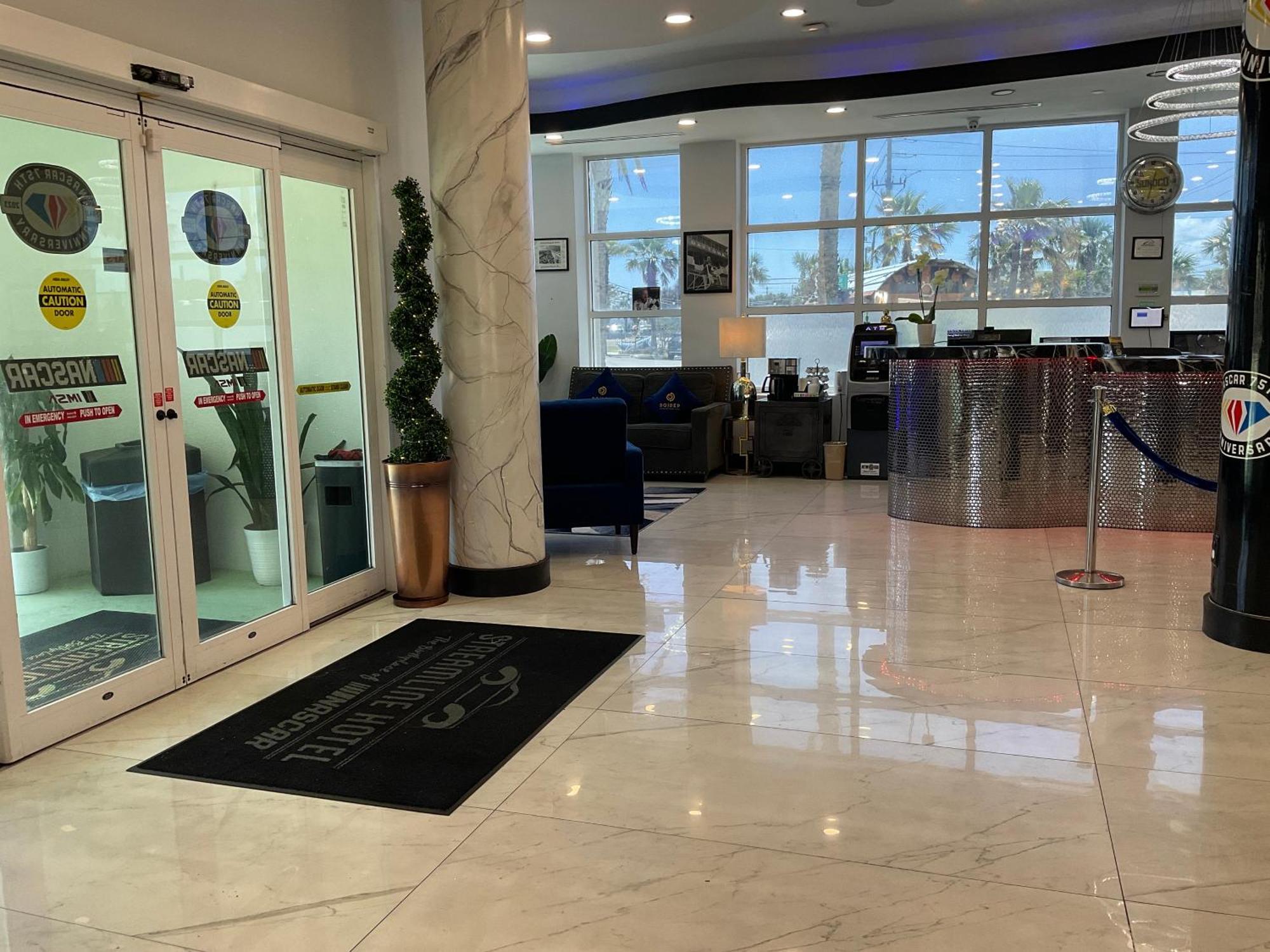 The Streamline Hotel - Daytona Beach Extérieur photo