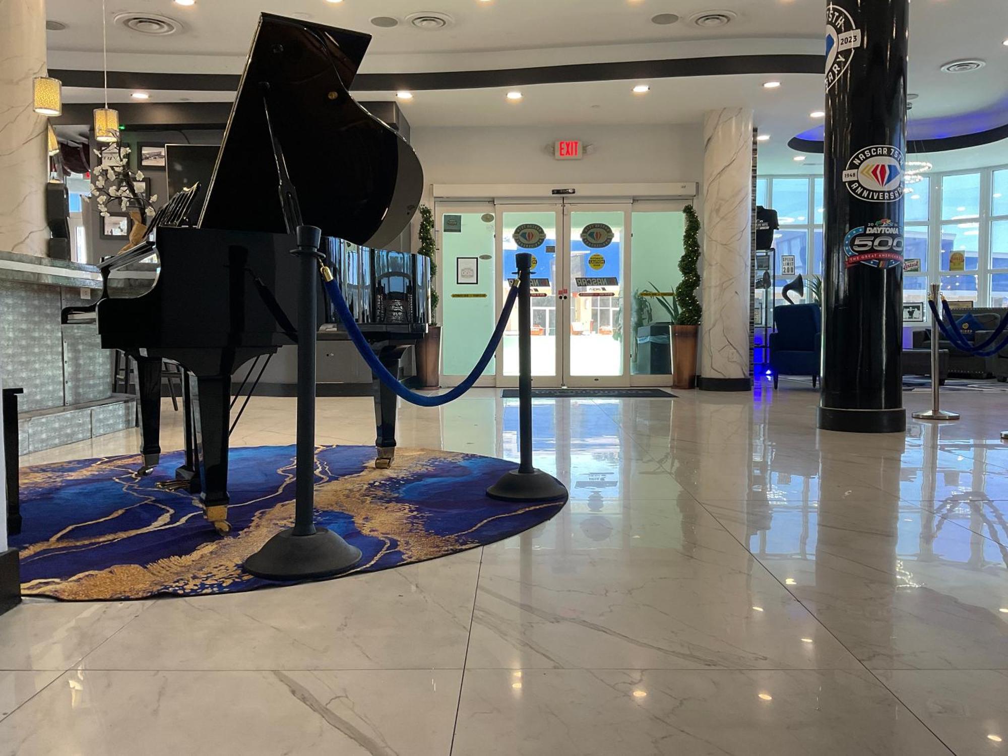 The Streamline Hotel - Daytona Beach Extérieur photo