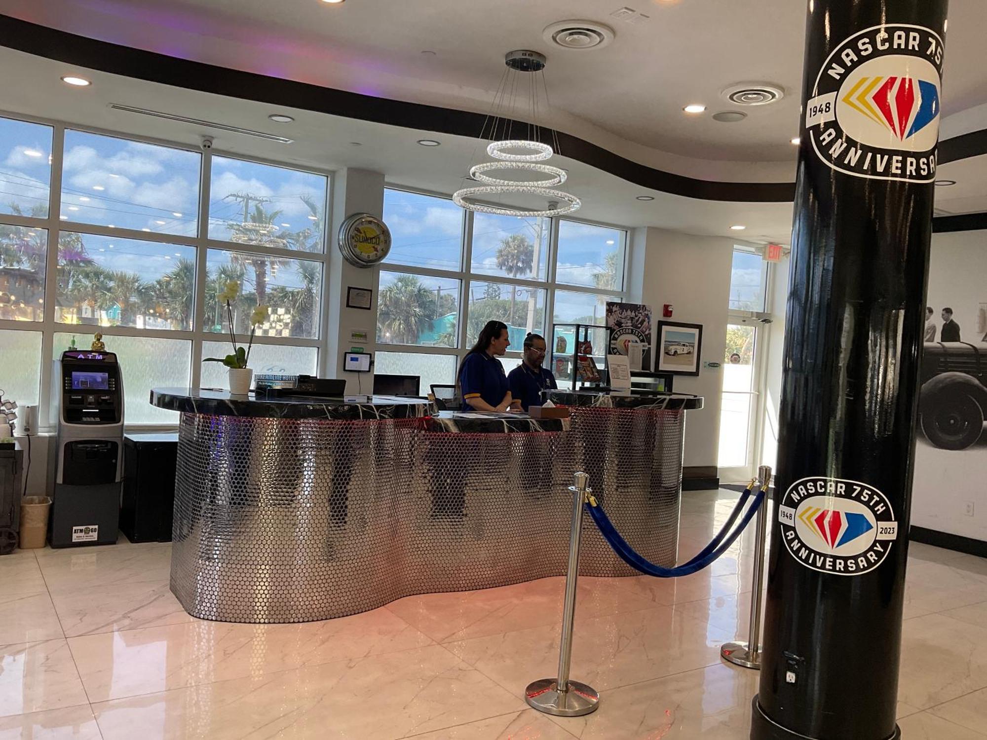 The Streamline Hotel - Daytona Beach Extérieur photo